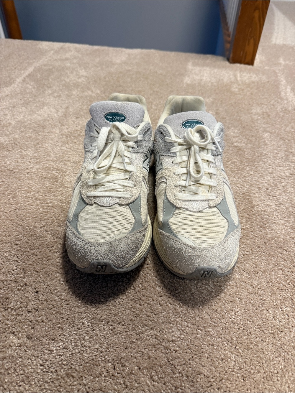 New Balance Cream and Gray Men's Athletic Sneakers - Picture 5 of 5